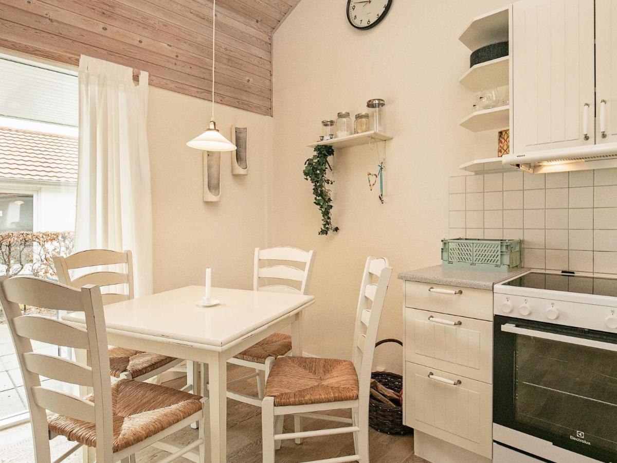 4 Person Holiday Home In R Sk Bing Ærøskøbing Exteriör bild