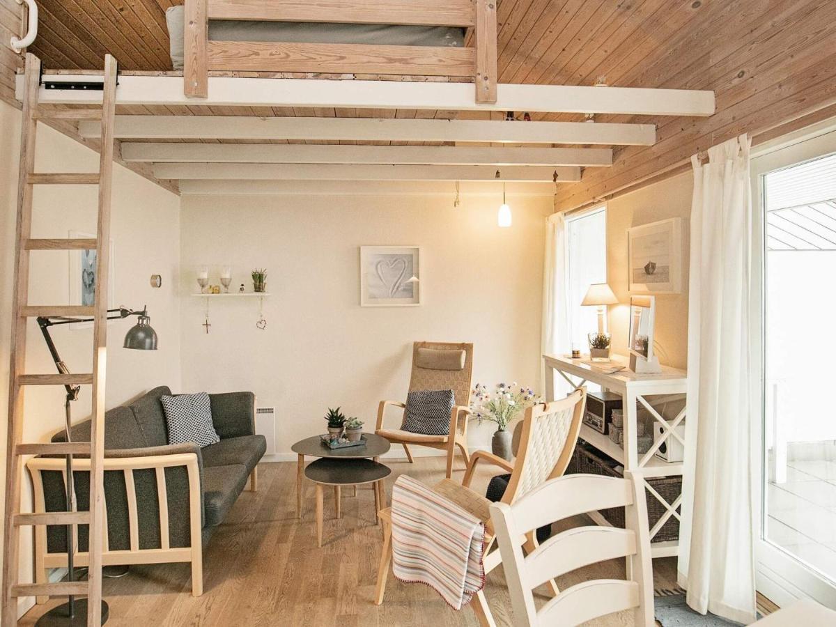 4 Person Holiday Home In R Sk Bing Ærøskøbing Exteriör bild