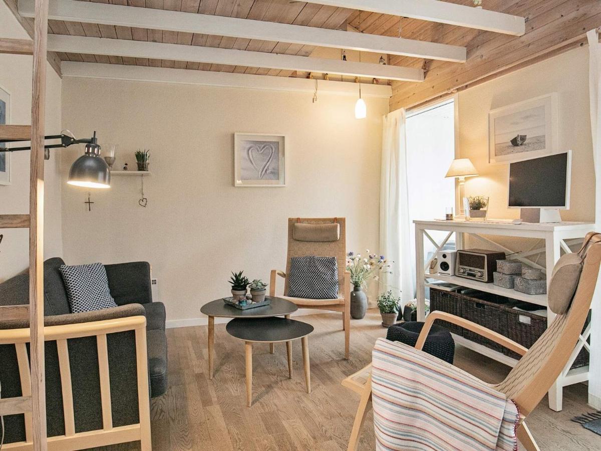 4 Person Holiday Home In R Sk Bing Ærøskøbing Exteriör bild