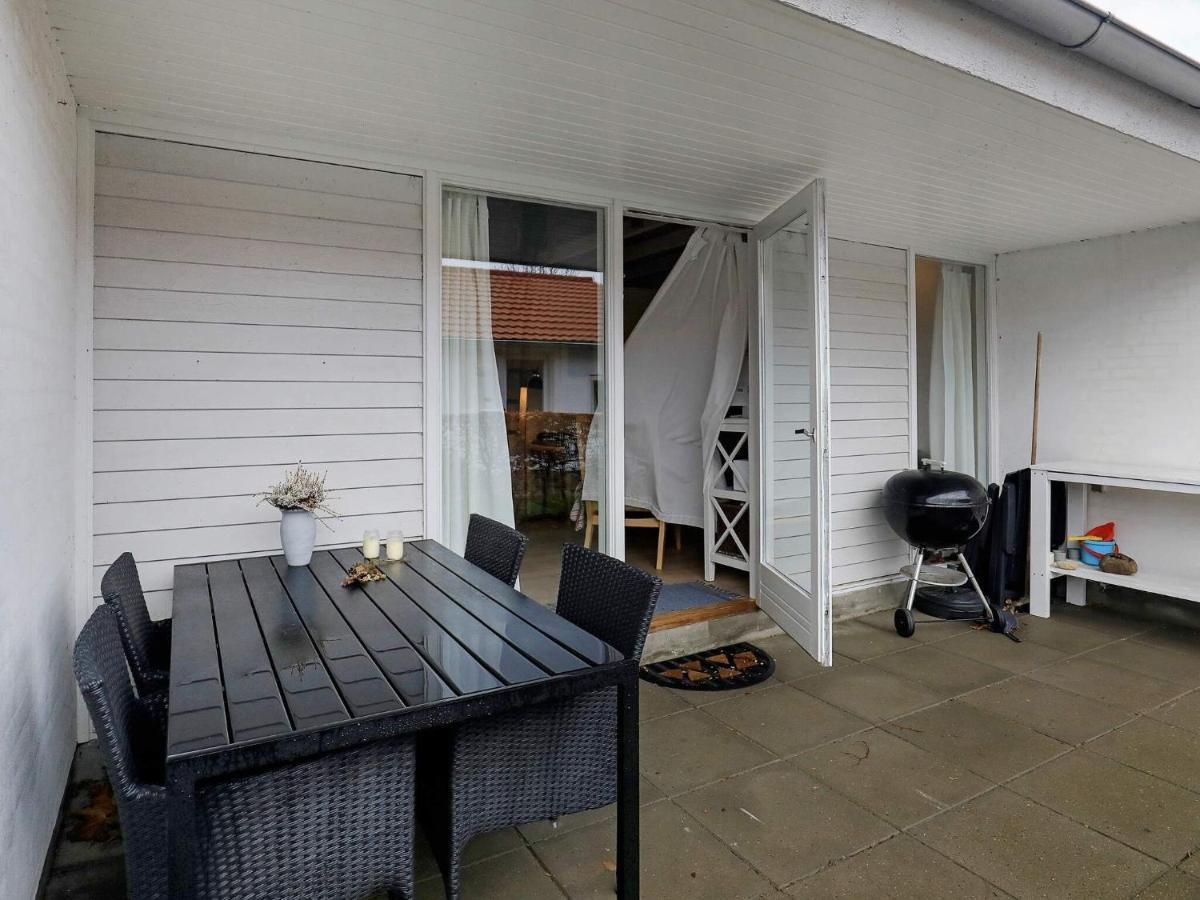 4 Person Holiday Home In R Sk Bing Ærøskøbing Exteriör bild