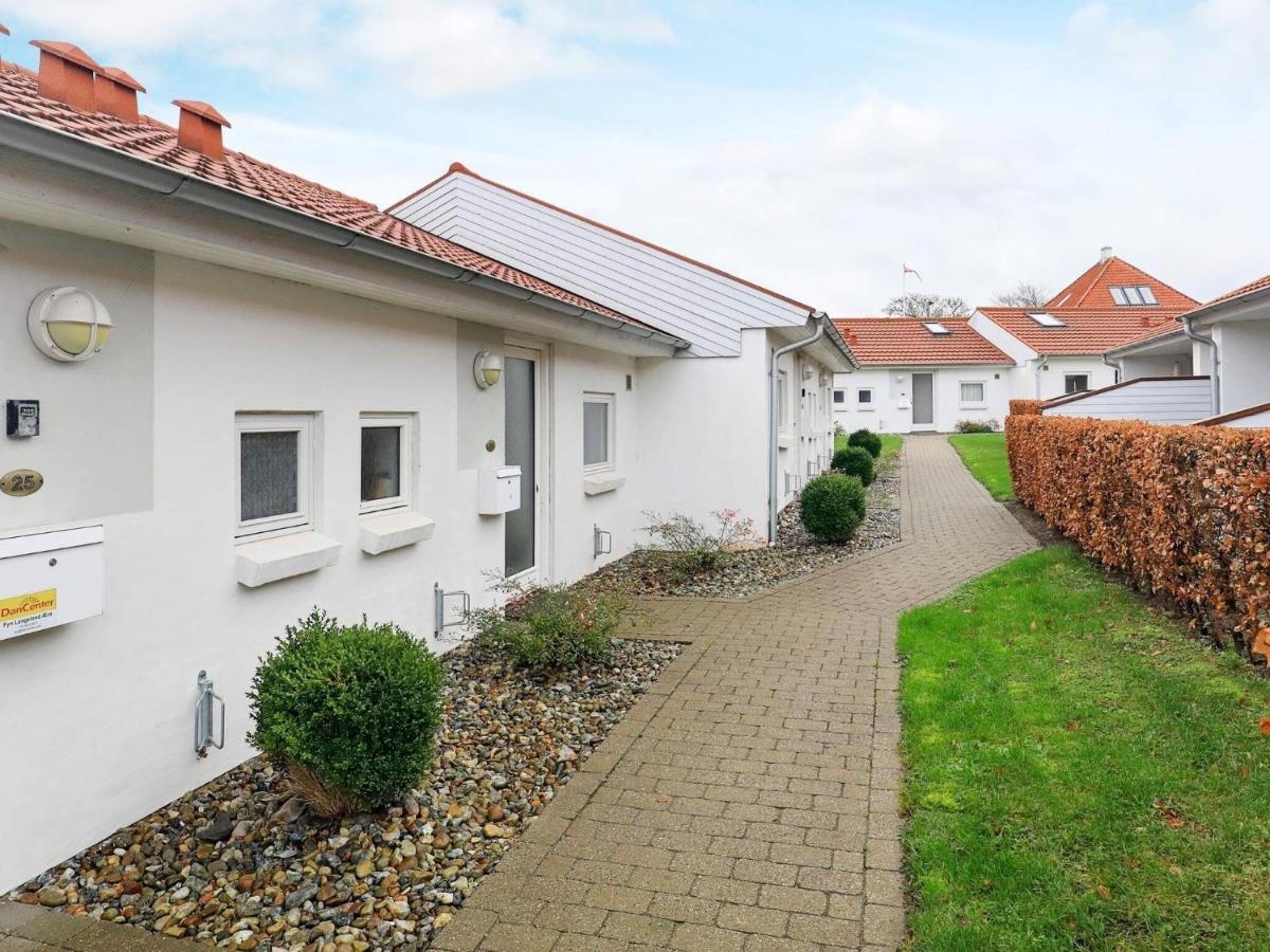 4 Person Holiday Home In R Sk Bing Ærøskøbing Exteriör bild